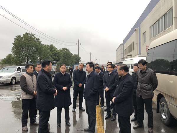 湖南省委常委、长沙市委书记胡衡华对红星冷链 进行节前安全生产和市场供应检查